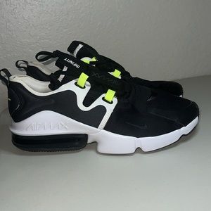 NIKE AIR MAX INFINITY NEW, size 12, very comfy, last one! BQ3999001